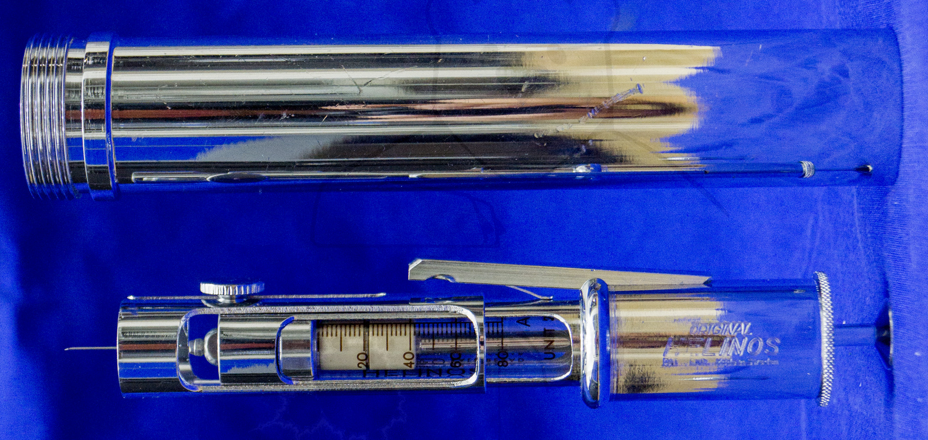 Insulininjektor "Helinos", Mitte der 1950'er Jahre, Injektor und Transportzylinder